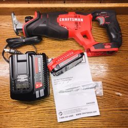 Craftsman Reciprocating Saw/2.0ah Battery And Charger. 🛑PRICE IS FIRM🛑PRECIO FIRME🛑