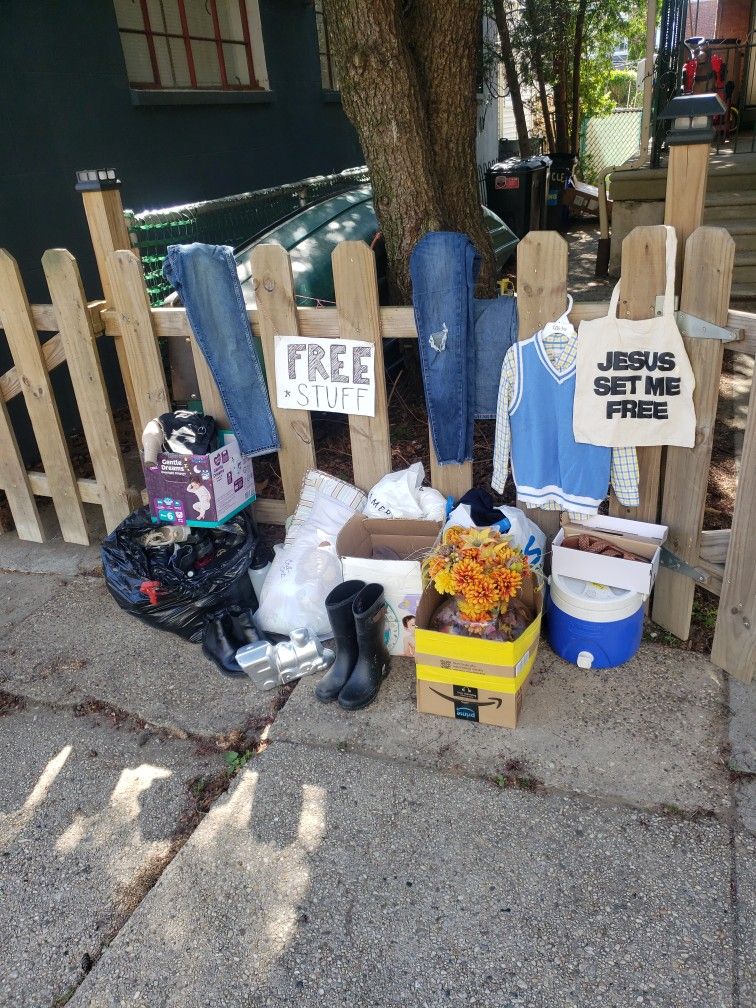 Free Stuff 6237 Rising Sun Ave