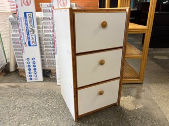 White & Light Brown 3-Drawer Chest