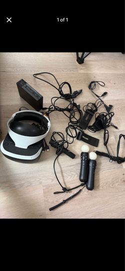 Sony PS VR Bundle w/ Move Controllers – Complete Setup