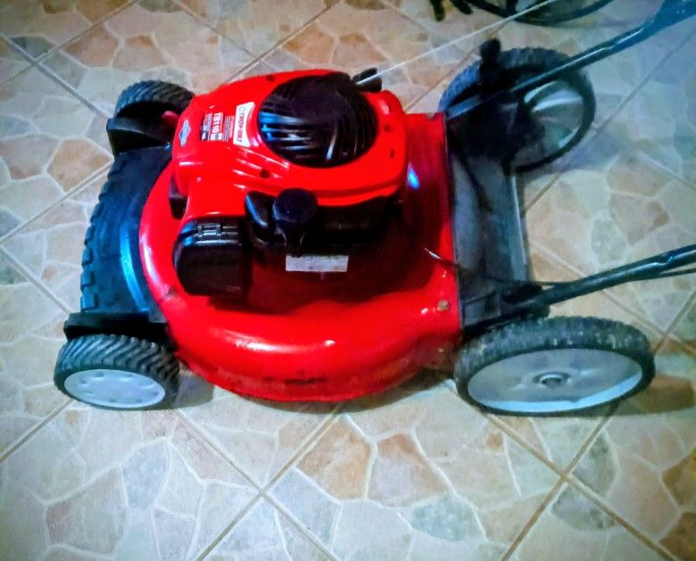Troy Bilt TB110 21" 5.5 H /P High Wheel Push Mower