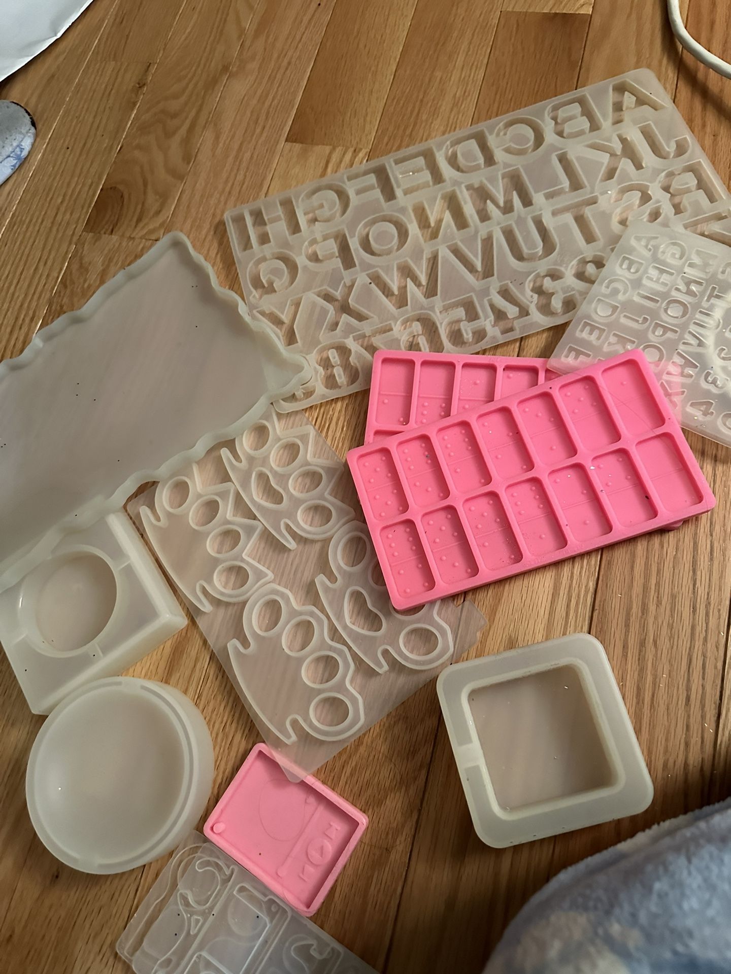 Resin Molds And Keychain Maker