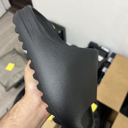 Yeezy Slides YS-01
