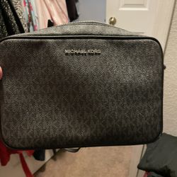 Used Michael Kors Purse 