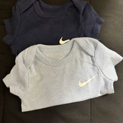 Nike Onesies Size 3 Months 
