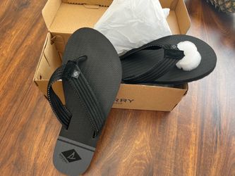 New Sperry Sandals - sz 8