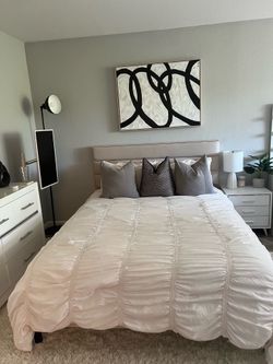 Beige bed frame + mattress
