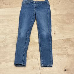 Levi skinny jeans