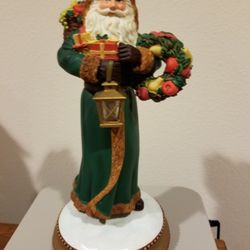 St. Nicholas 2004, Lantern Lights Up 