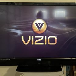 VIZIO SV470M 47-inch 1080p LCD HDTV with Remote 