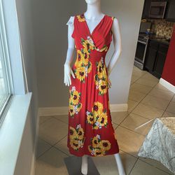 New Women’s sunflower floral dress size XXL for size 12-14 Stretchy waist Sleeveless sundress  V neck style front and back