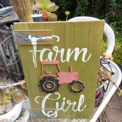 Small Farm Girl Sighn With Hinges 15x10... Patterson 