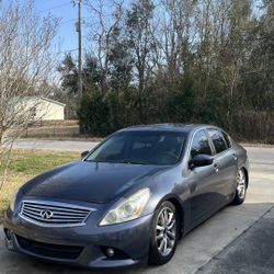 2012 Infiniti G37