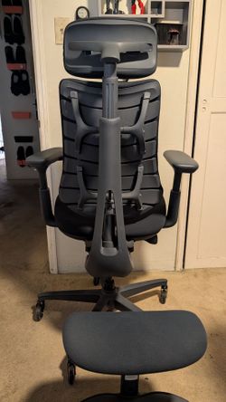 LiberNovo Omni Dynamic Ergonomic Chair