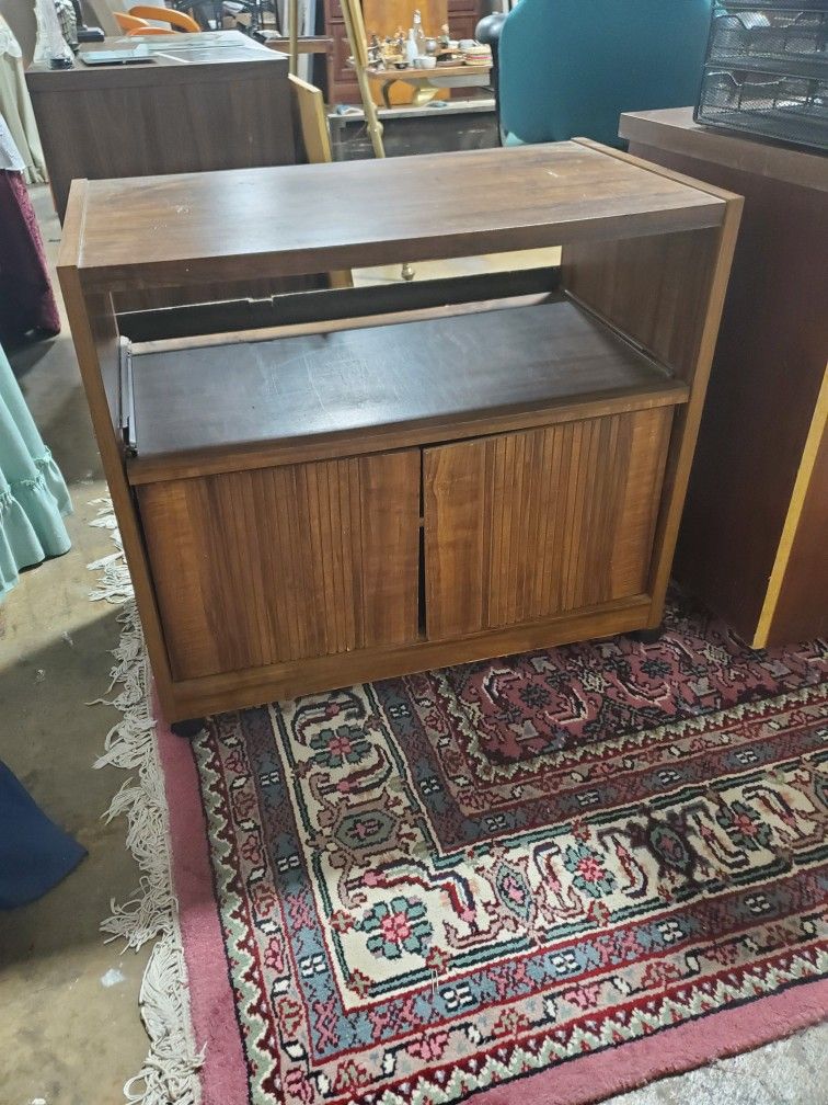 Vintage Gusdorf TV Stand Rolling Bar Kitchen Record Stereo Cart
