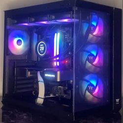 HIGH END GAMING PC w/ Aesthetics RTX 3080 Ti FE + Ryzen 7 7800X3D