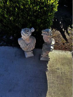 Face statue