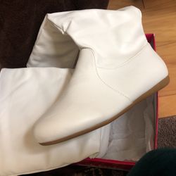 Girls White Flat Boots Kids 3