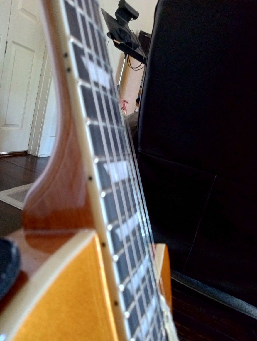 Les Paul Copy Gold top GUITAR