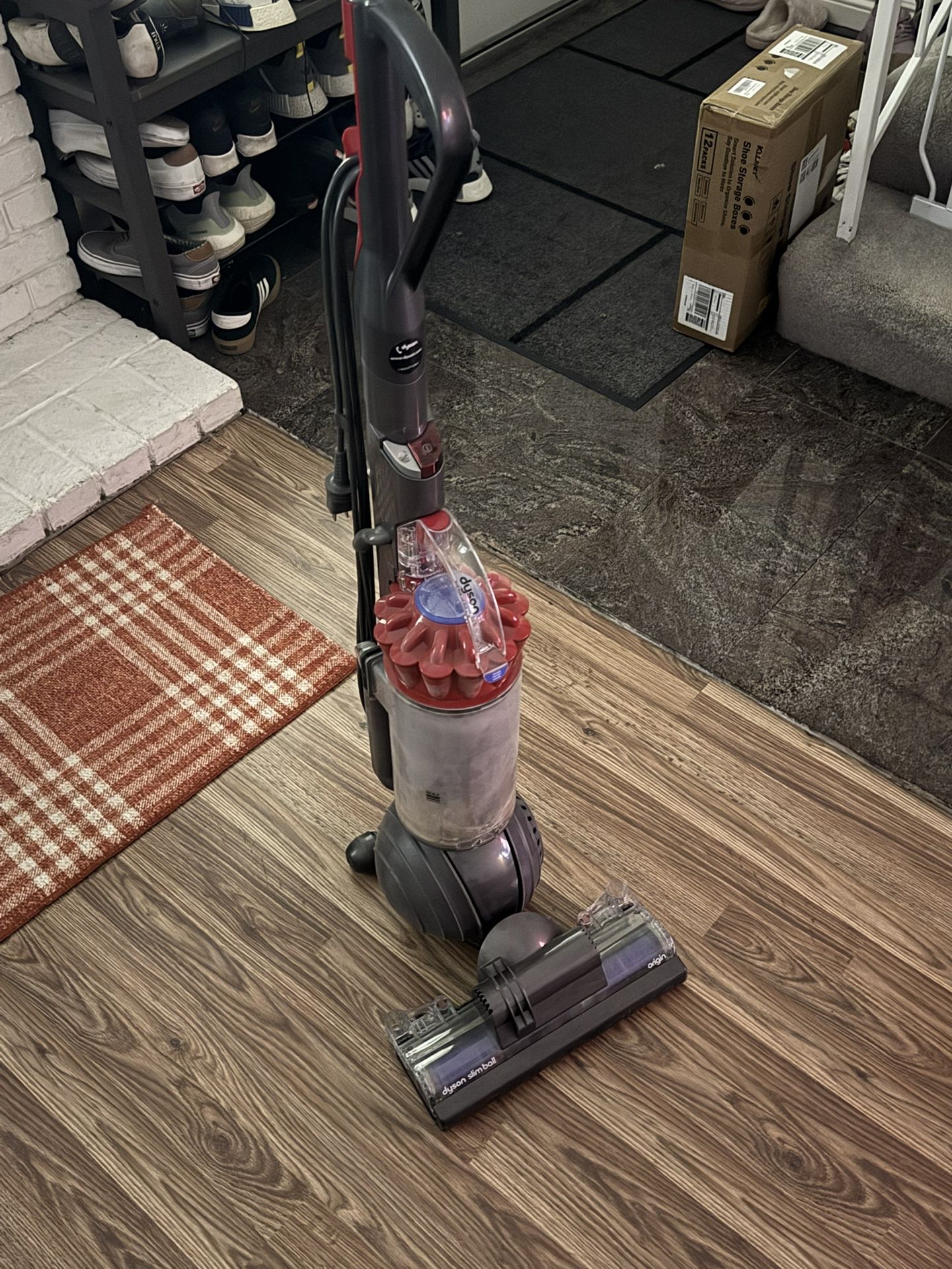 Dyson Slim Ball Upright Plugin Vacuum