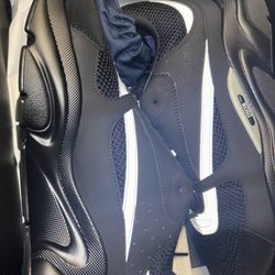 Dior B 22 