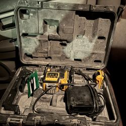 5 way Dewalt laser with extra battery
