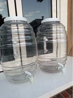 Water dispenser “Vitrolero”