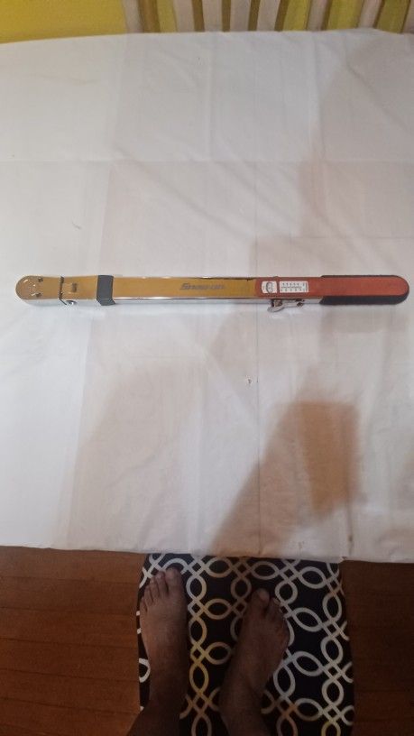 SNAP-ON 1/2 INCH DRIVE FLEXIBLE HEAD TORQUE WRENCH BRAND NEW