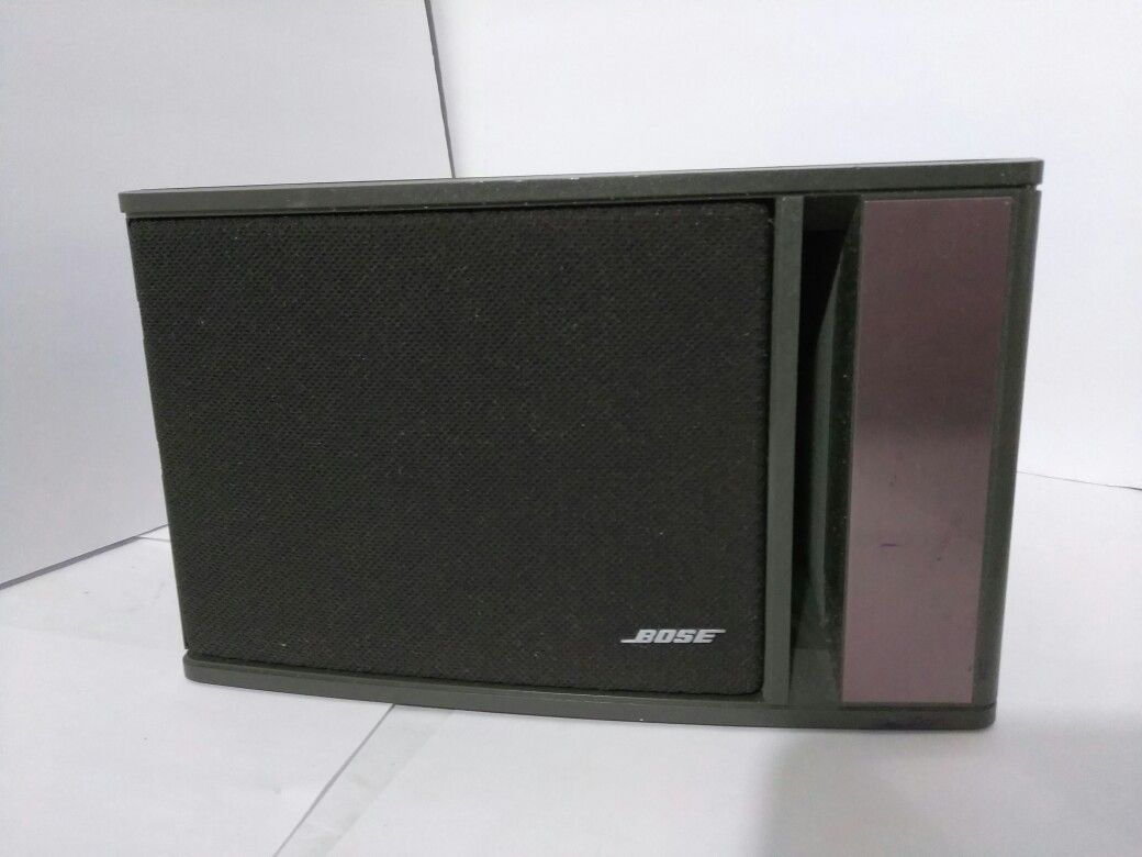 BOSE SPEAKER SINGLE BOSE SPEAKER READ DETAILS