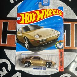 Hot Wheels 1983 Porsche 928S gold car #porsche #hotwheels
