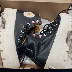Converse Winter Lugged Hi Gore-TEX Chuck Taylor Womens Boots Size 7.5 Preowned 