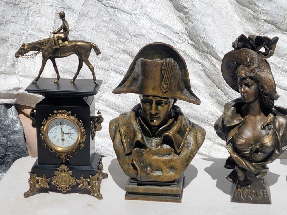 Antiques  Bronze 
