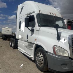 2015 freightliner cascadia