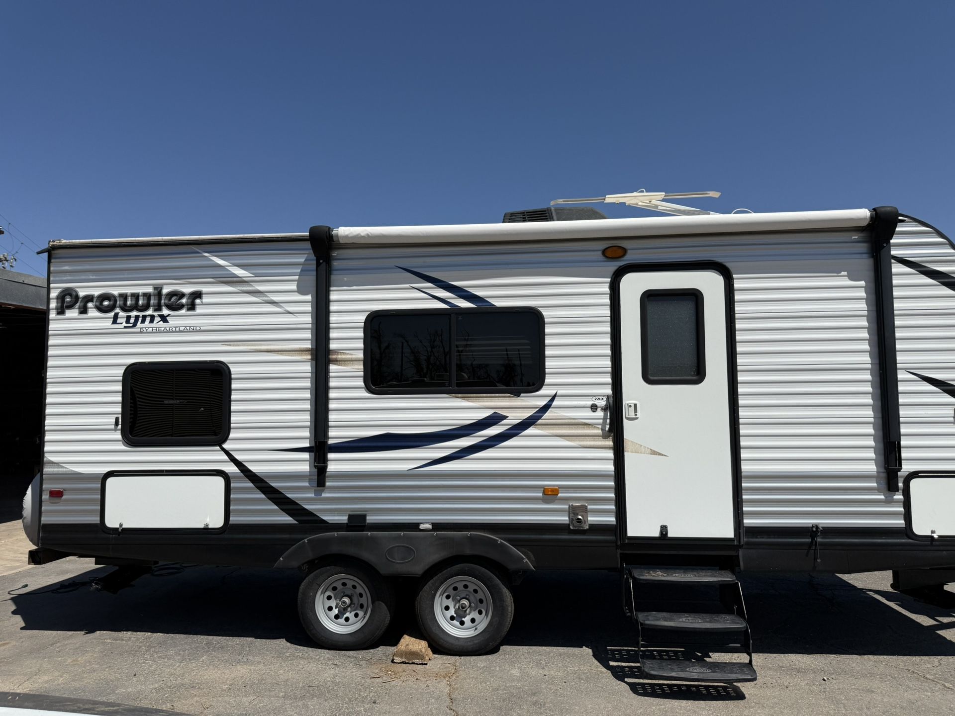 2016 prowler Lynx 22 feet XL