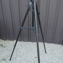 Vanguard VT950 Tripod
