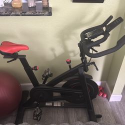 Bowflex C6 Indoor Cycling Bike