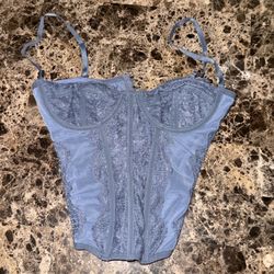 Urban Outfitters – Blue Lace Corset
