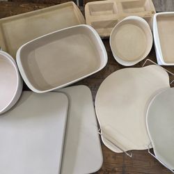 Pampered Chef Stoneware Set