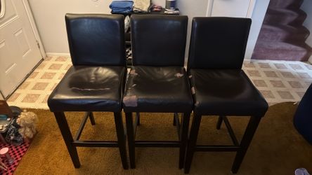 2 Coffee Brown Bar Stools – FREE