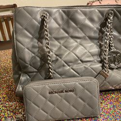 Michael Kors Purse With Matching Wallet 