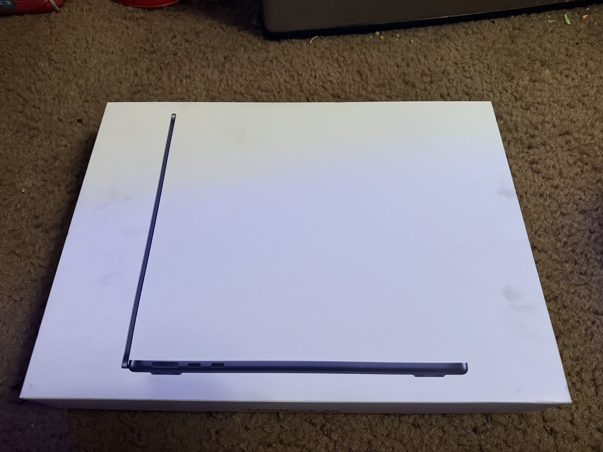 NEW Sealed 13-inch MacBook Air with Apple M4 chip