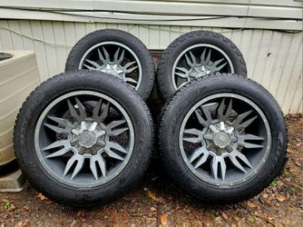 20" Xtreme Mudder Rims with All terrain tires