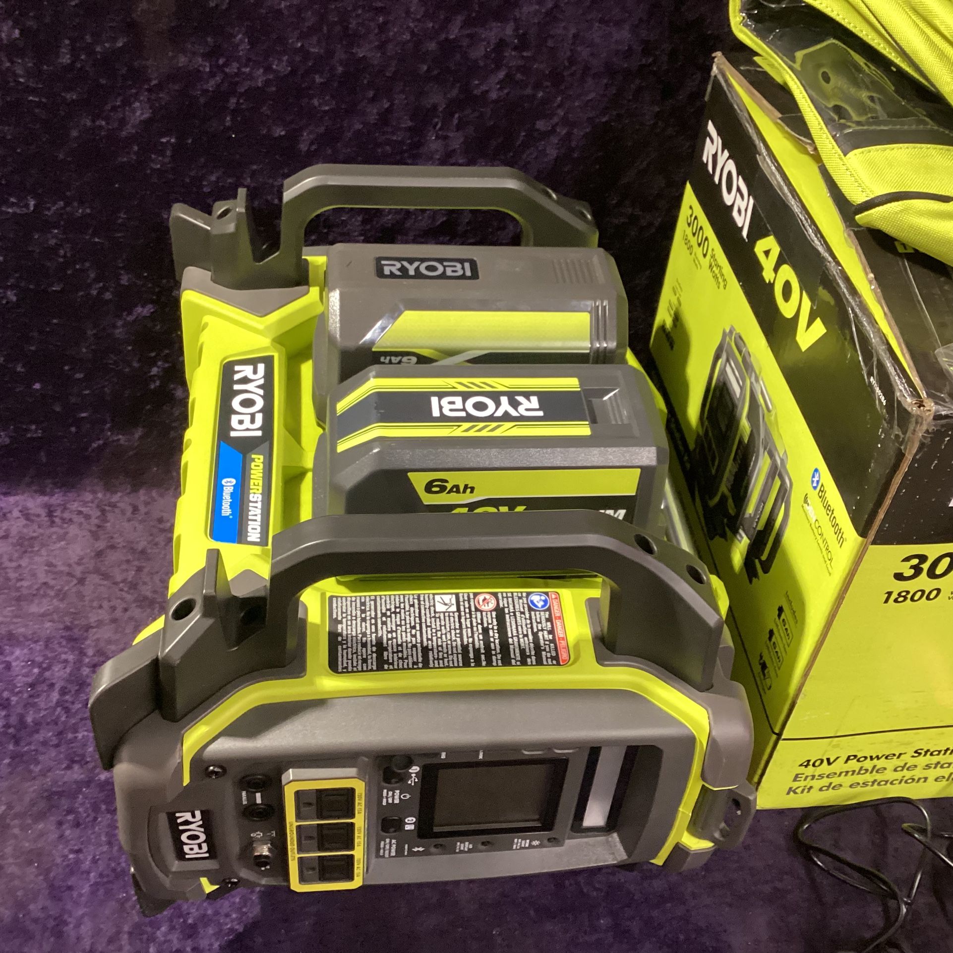 RYOBI 40V 1800W Portable Battery Power Station Inverter Generator/4-Port  Charger w/(2)6.0 Batteries NEW!-$620! for Sale in Irving, TX - OfferUp
