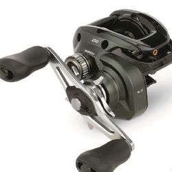 Shimano Curado 200 M Baitcast Reel New In Box NIB!