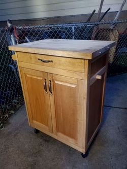 Kitchen island