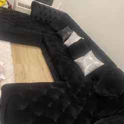 Black Sofa/Couch 