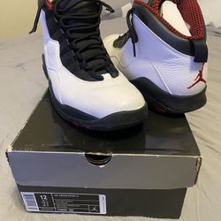 Retro Chicago Jordan 10’s. Size 12