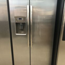 GE Stainless Side By Side Refrigerator