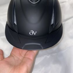 Ovation Deluxe Schooler Riding Helmet – ASTM Certified for Equestrian Competition