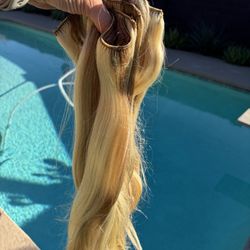 Cashmere Pale Ash Blonde 18” Clip-in Hair Extensions